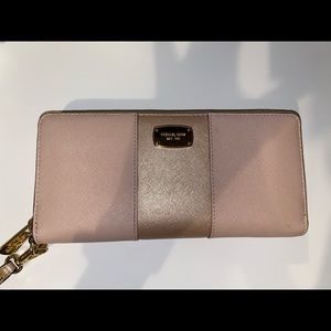 Michael Kors wallet